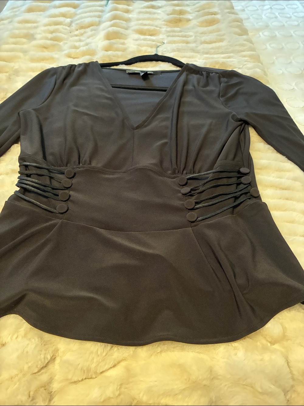Black Long-Sleeve V-Neck Peplum Top by WHBM XS